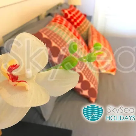 Sky Sea Holidays Mijas Costa * Ла-Кала-де-Михас