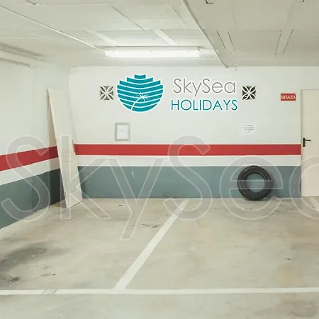 Апартаменты Sky Sea Holidays Mijas Costa *