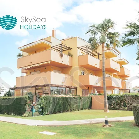 Апартаменты Sky Sea Holidays Mijas Costa